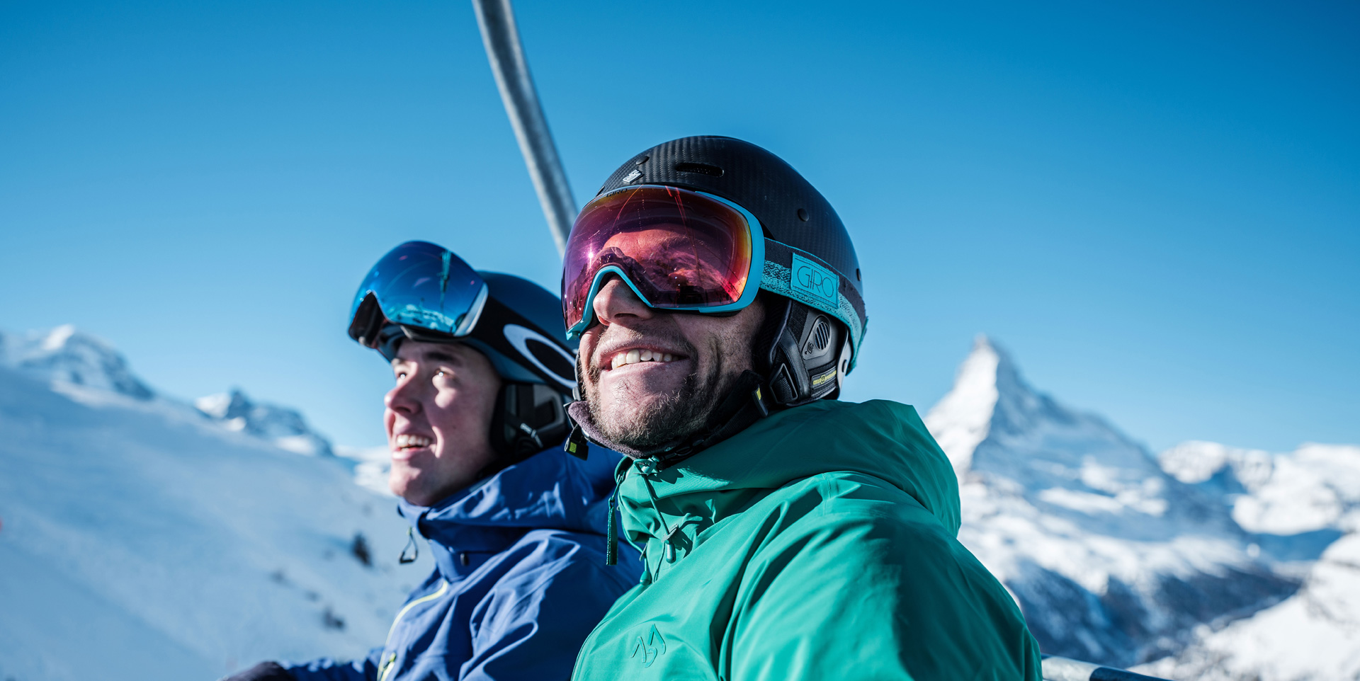 3_Skifahrer-auf-Sessellift-cr—Pascal-Gertschen-2018_Forside_Slide